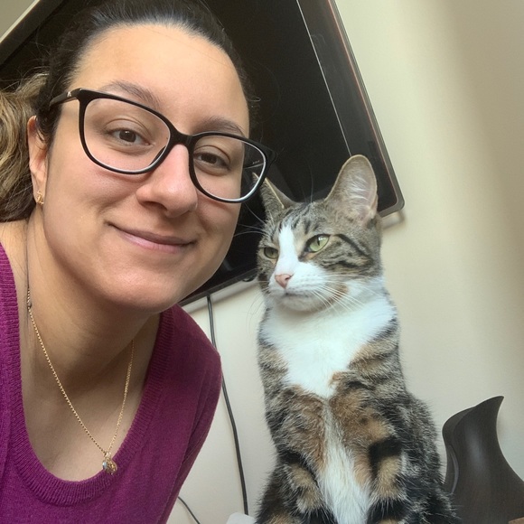 Meet your Posher, Melanie - Picture 2 of 6